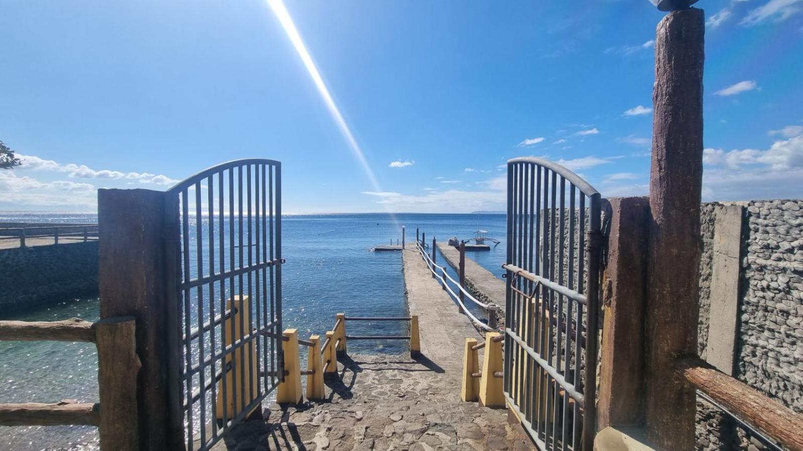 Dive And Trek Resort And Marine Sanctuary Bauan Exteriör bild