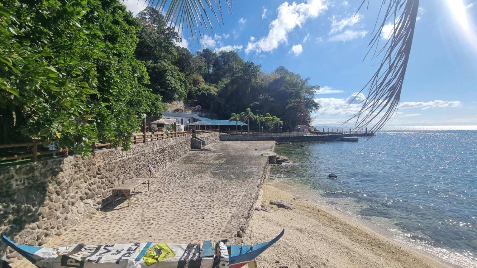 Dive And Trek Resort And Marine Sanctuary Bauan Exteriör bild